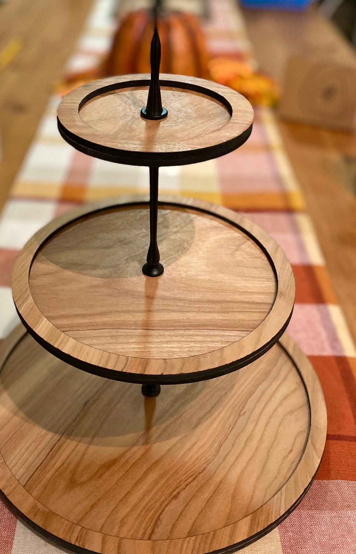 Round Tiered Tray