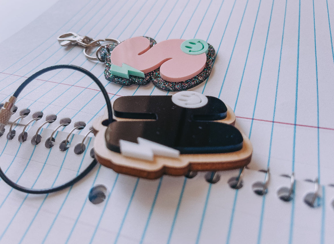 Letter Bag Tag - Smiley Face & Lightning Bolt